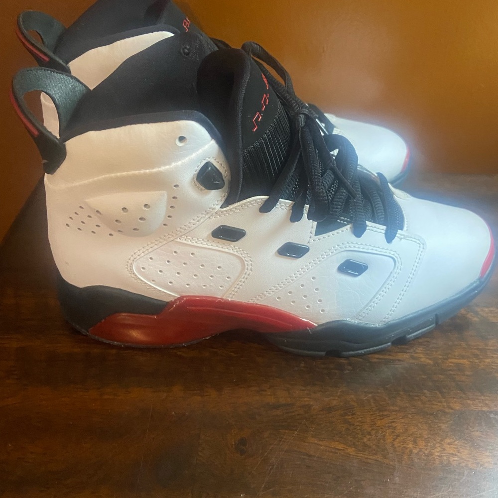 JORDANS RETRO 3